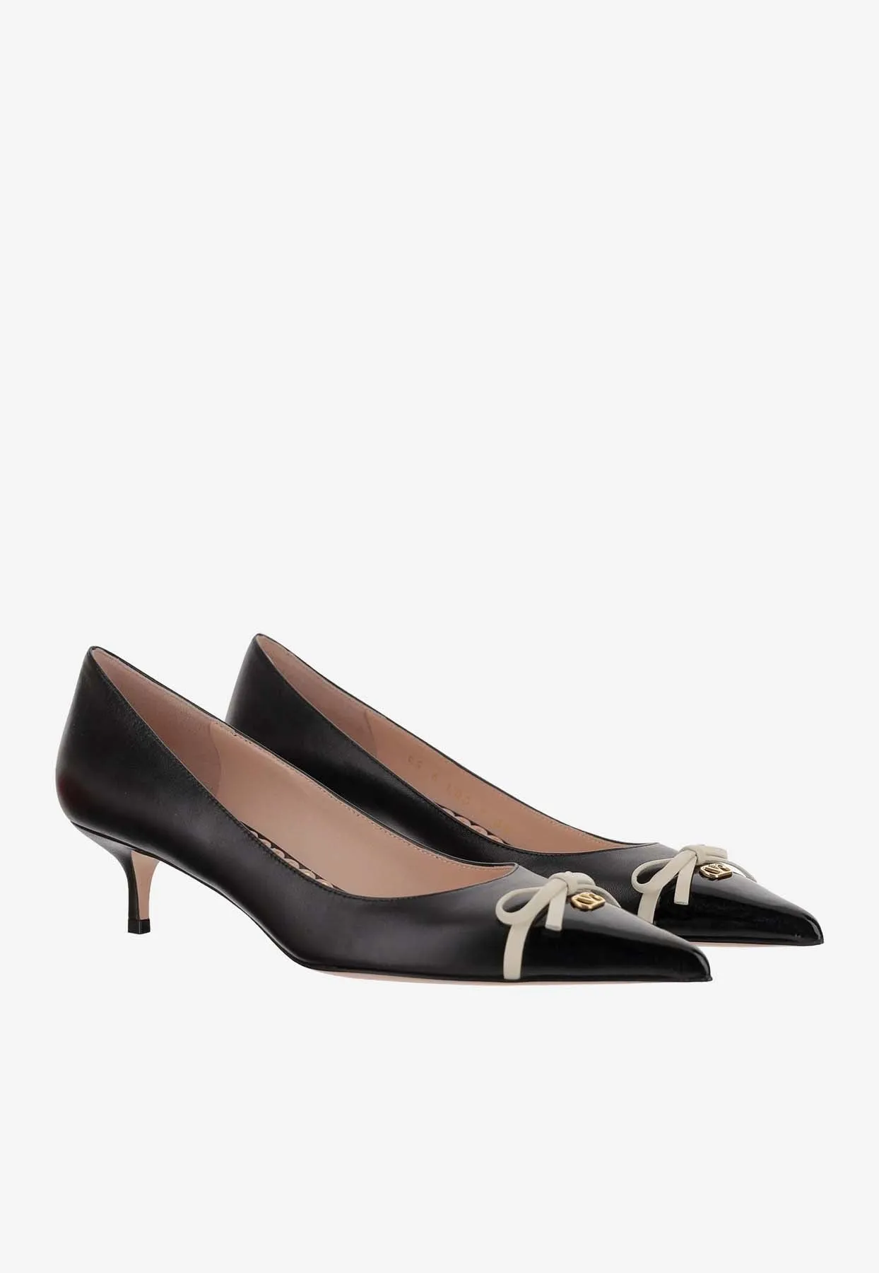 45 VLogo Signature Leather Pumps