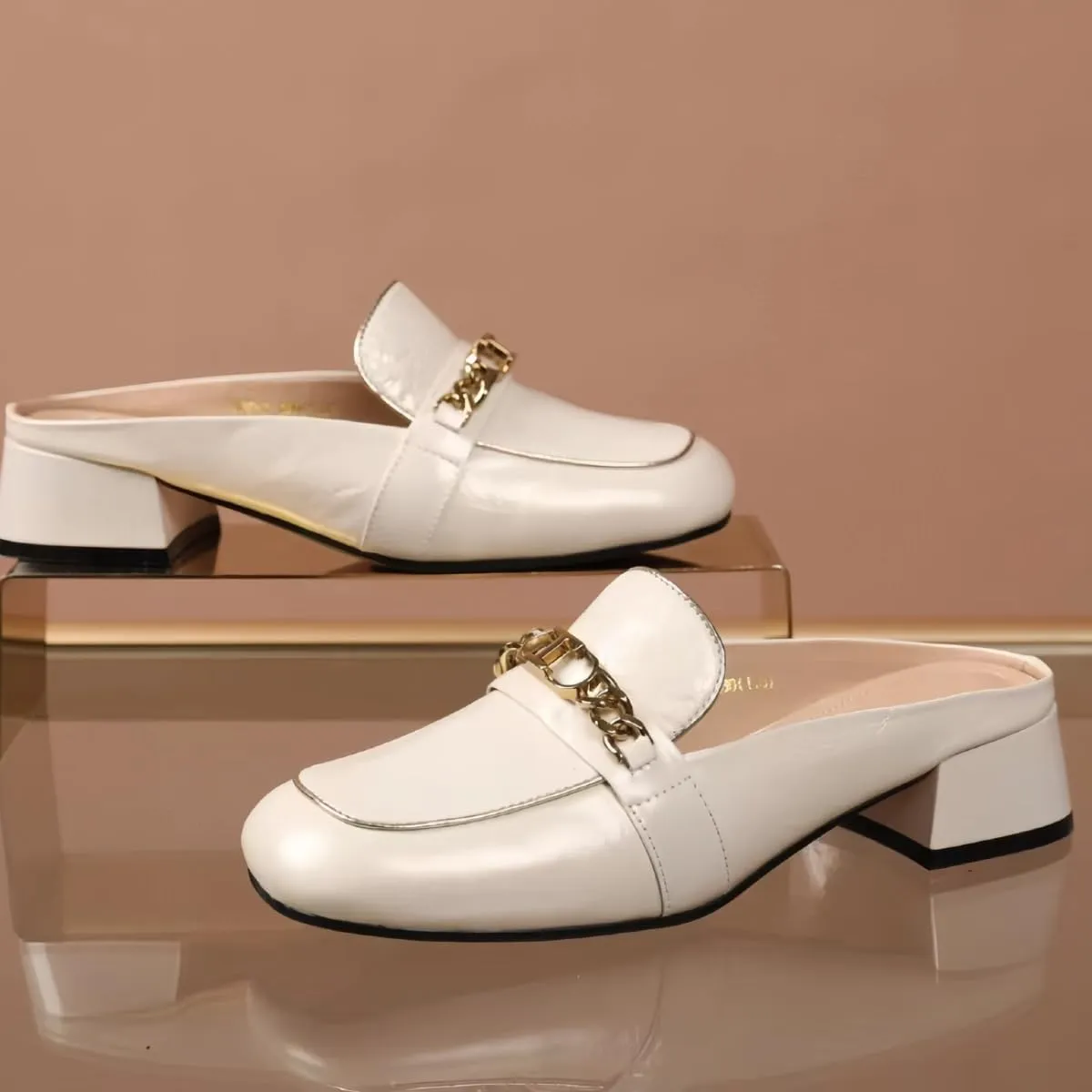 Chic Women's Pumps Closed-Toe Chunky Low-Heel Genuine Leather Mules Dress Shoes for Office Work with Comfort