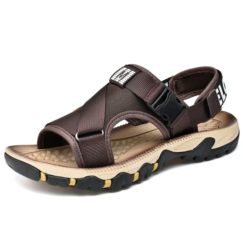 CLEARANCE / Fashion Anti-skid Men's Sandals / Light Mesh Sandals / Breathable Shoes with Strap