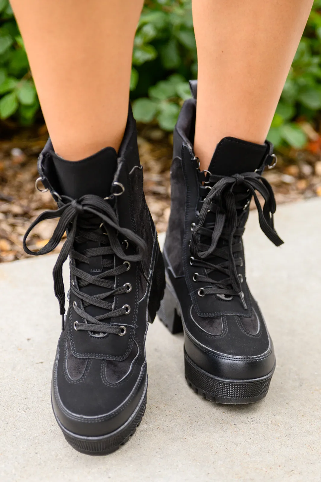 Desert Nights Lace Up Boots In Black - 10/20/2022