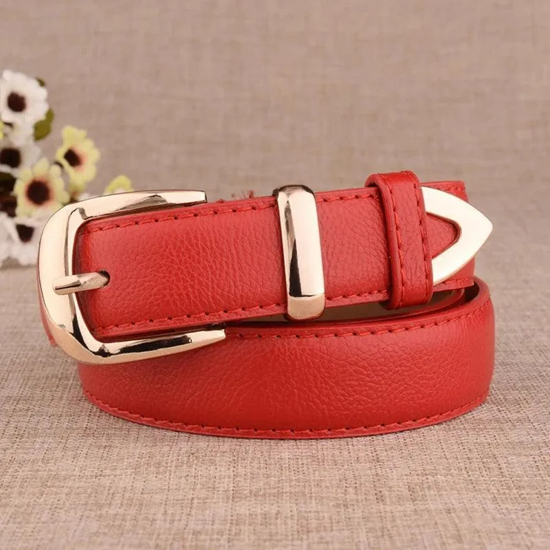 Elegant Gold Buckle Leather Belt: Stylish Fashion Accessory for Women