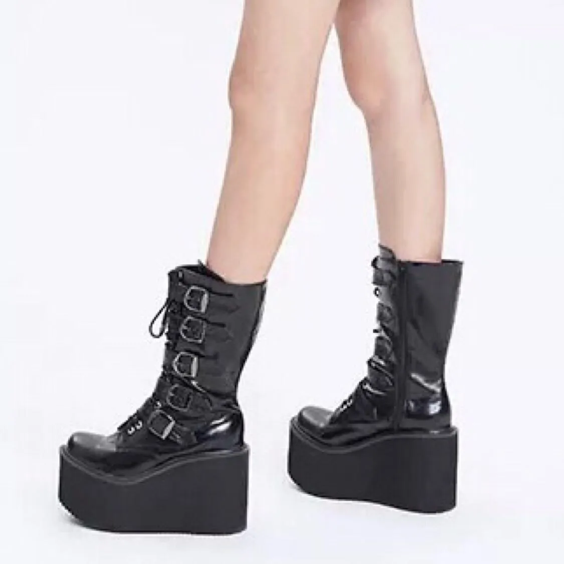 MOMO GOTHIC MARTINA BELT BUCKLE PUNK WEDGED PLATFORM BOOTIES