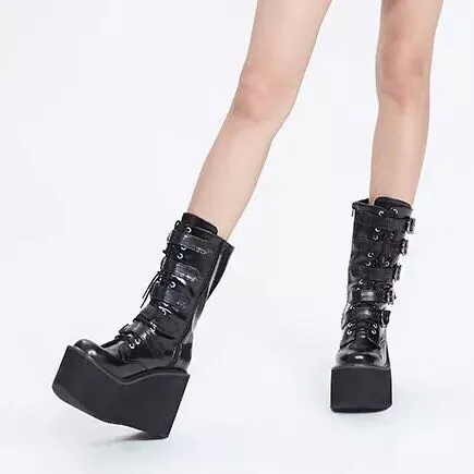 MOMO GOTHIC MARTINA BELT BUCKLE PUNK WEDGED PLATFORM BOOTIES