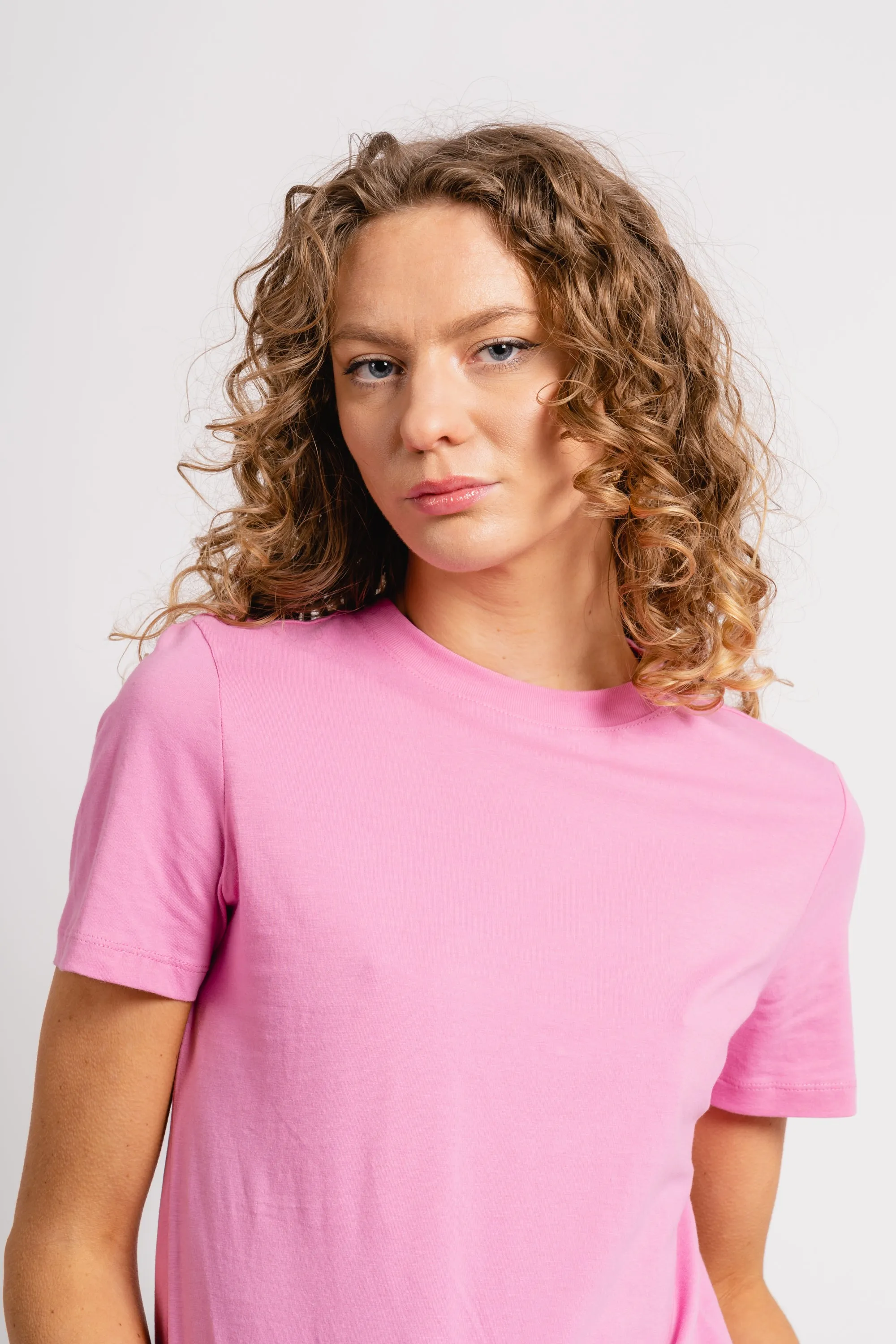 Myessential Ss O-Neck Tee - Cyclamen
