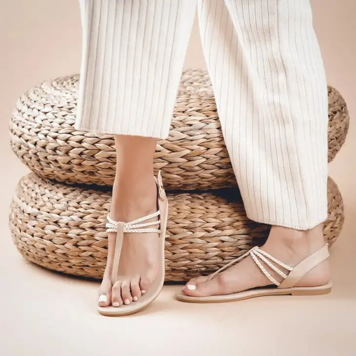 Plaka Rappel Flat Thong Sandals