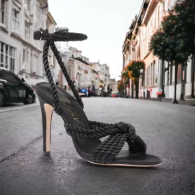 Selene Pumps • Black