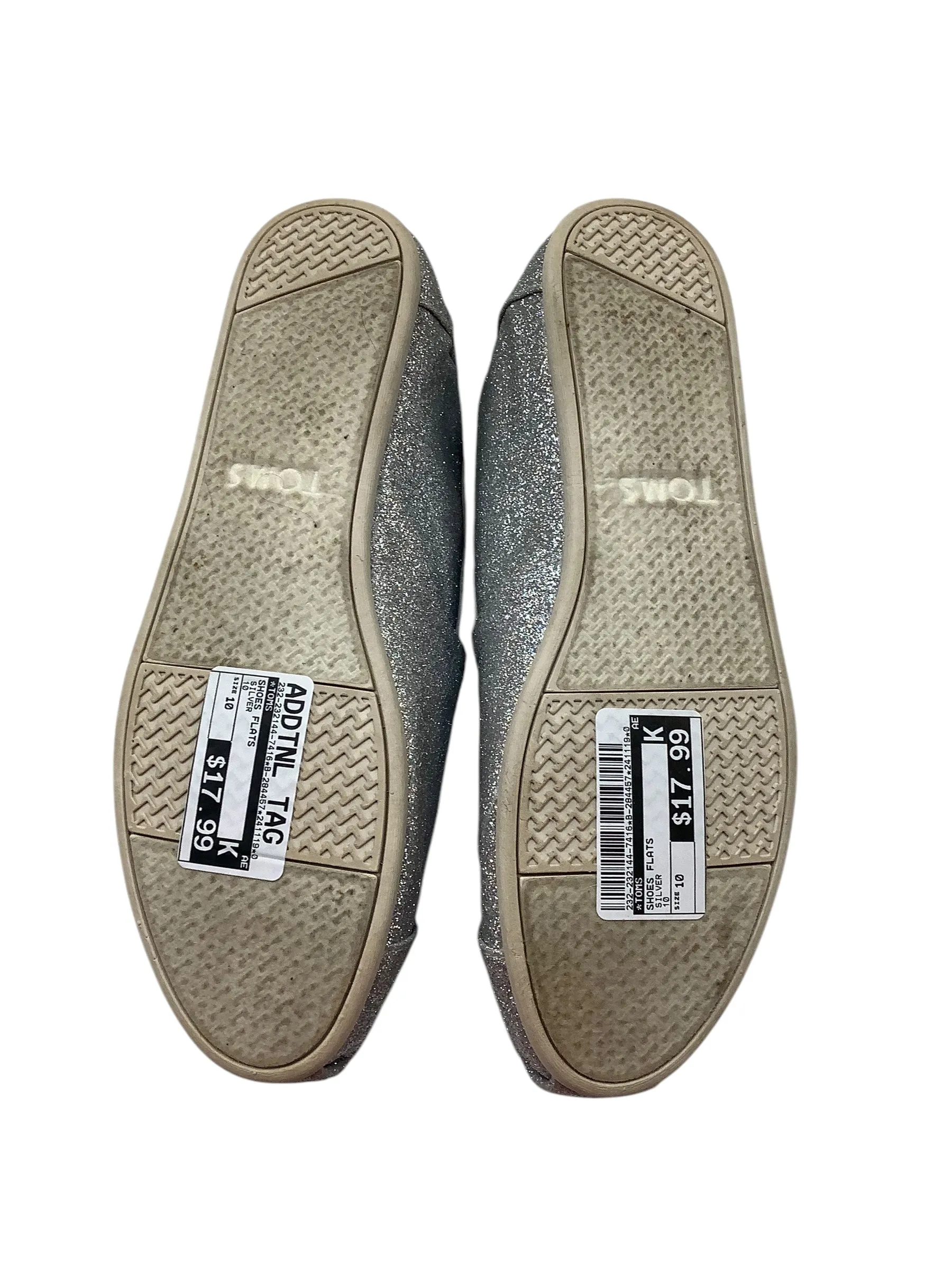 Shoes Flats By Toms In Silver, Size: 10