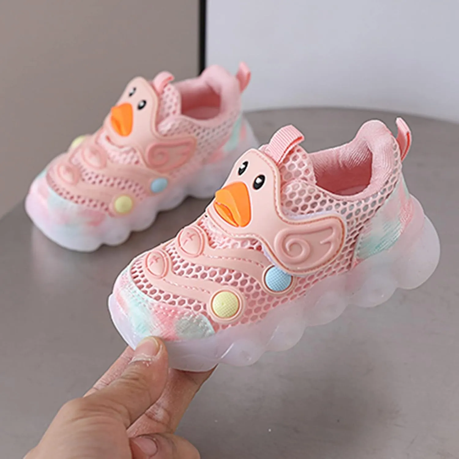 Toddler Boys Girls Light Up Shoes, Cute Duck Lightweight Mesh Breathable Anti-Slip, Led Flashing Sport Sneakers
