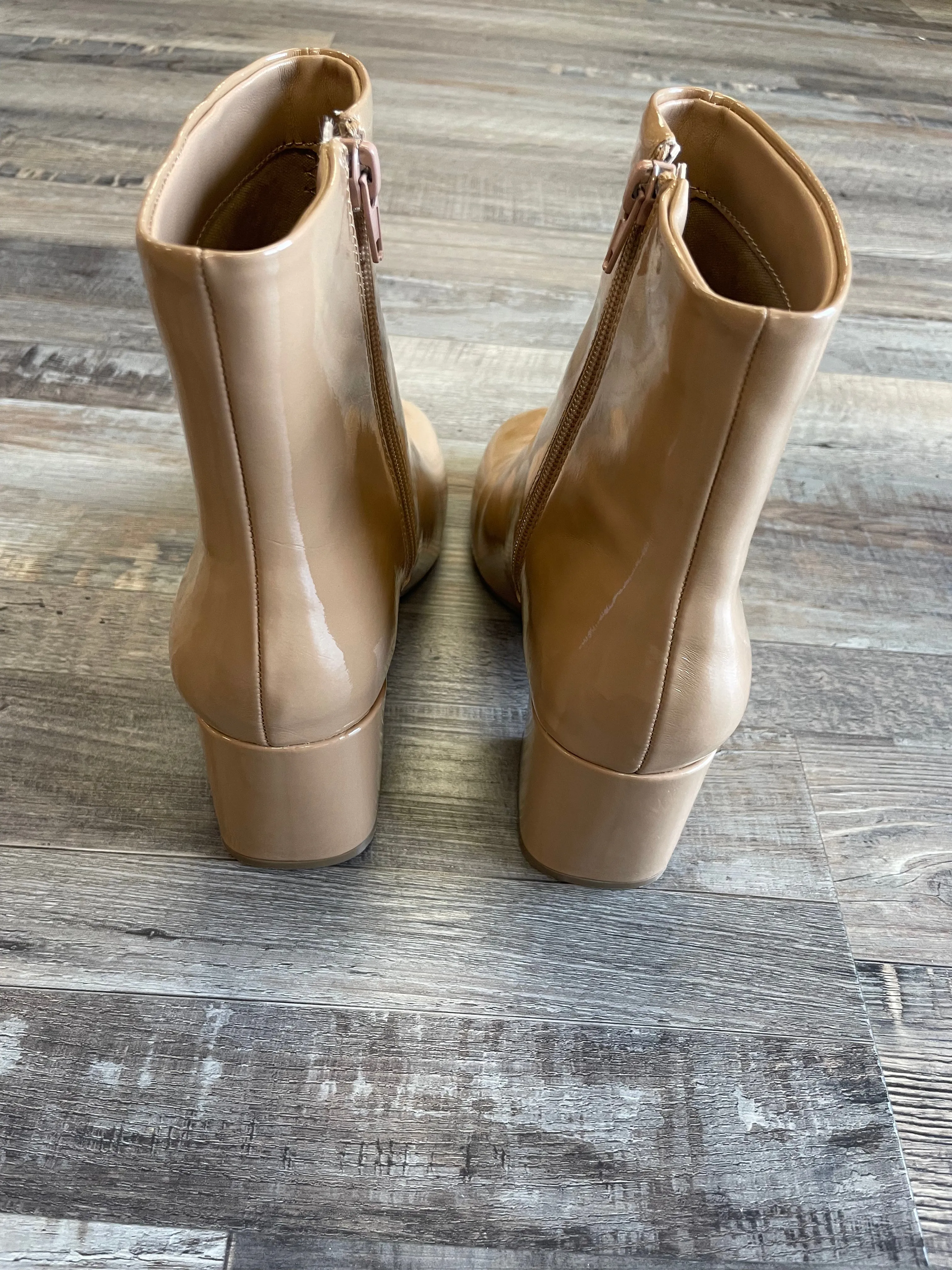 Ultra Shiny Bootie - Camel