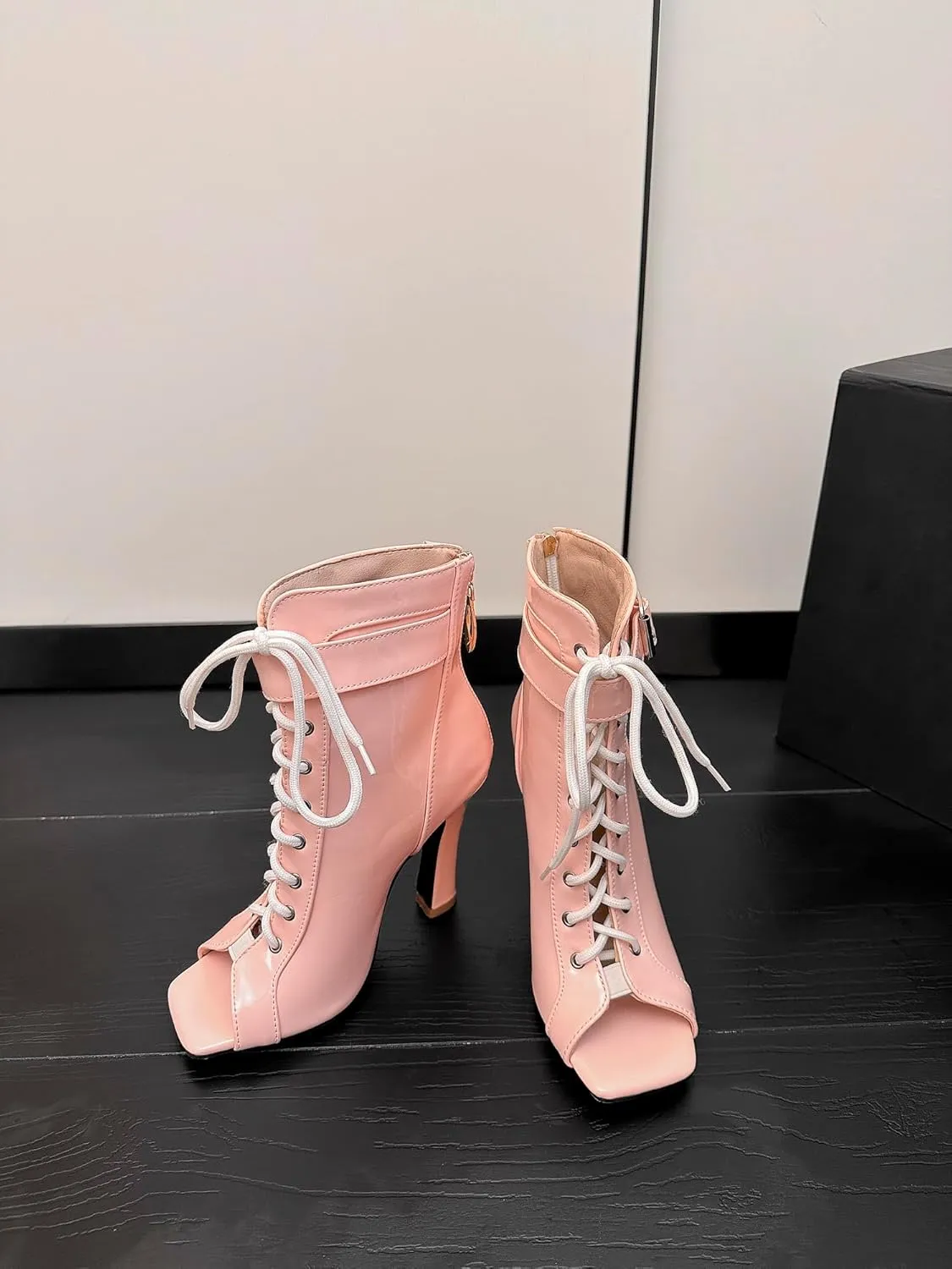Women's JS6 Belt Lace Up Manmade Pu Low Chunky Ankle Boots & Bootie