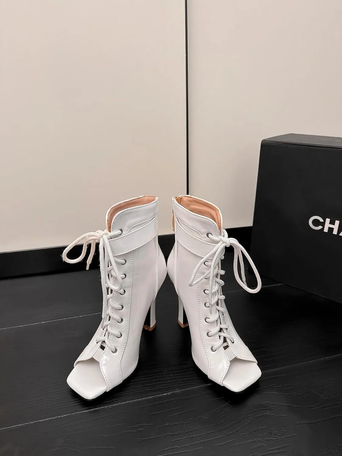 Women's JS6 Belt Lace Up Manmade Pu Low Chunky Ankle Boots & Bootie