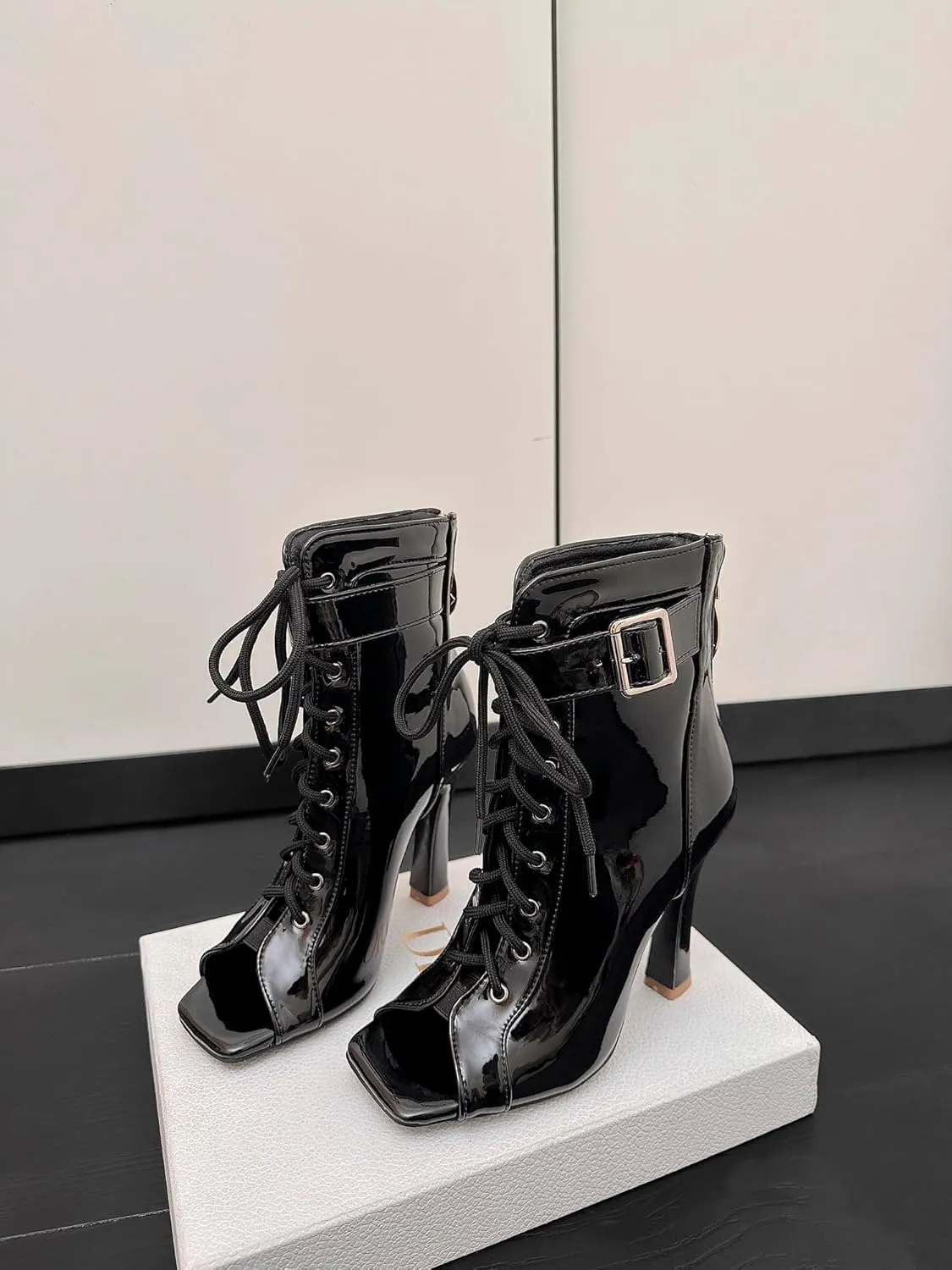 Women's JS6 Belt Lace Up Manmade Pu Low Chunky Ankle Boots & Bootie